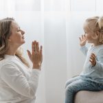 Коли дитина починає говорити